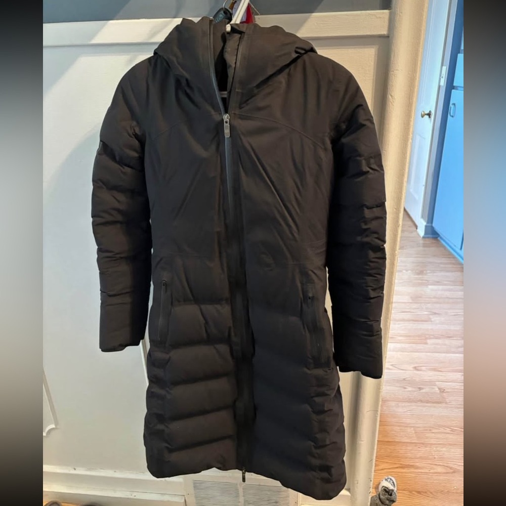 Lululemon Sleet Street Jacket-like new